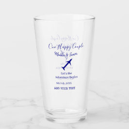 One happy Couple Let's Adventure begint bruiloft c Glas