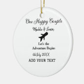 One happy Couple Let's Adventure begint bruiloft c Keramisch Ornament (Links)