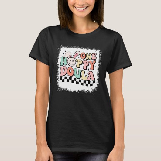 One Hoppy Doula Retro Easter Checkered Midwife Bir T-shirt (Voorkant)
