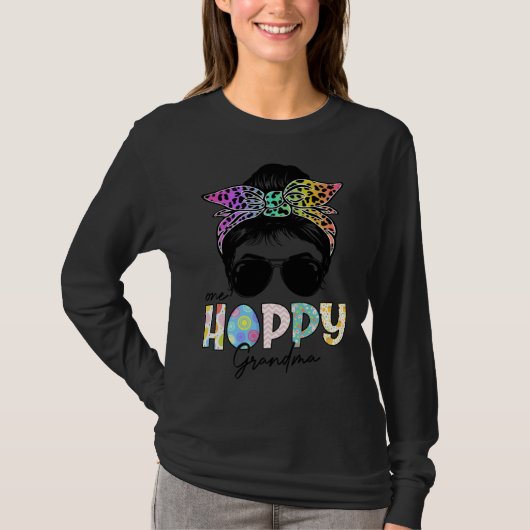 One Hoppy Grandma Leopard Messy Bun Easter Day T-shirt (Voorkant)