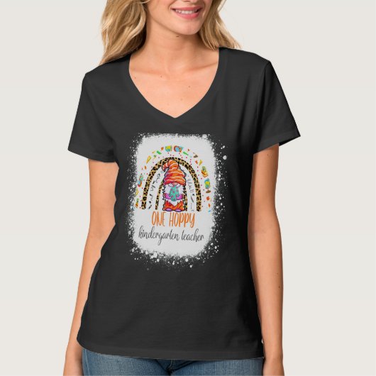 One Hoppy Kindergarten Teacher Leopard T-shirt (Voorkant)
