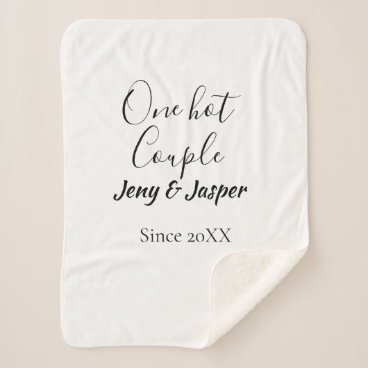 One hot couple add name since 20XX year date Sherpa Deken (Voorkant)