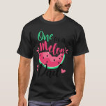 One In A Melon Dad Summer Birthday Party Matching T-shirt<br><div class="desc">een in een meloen vader zomer verjaardag partij bijpassende familie</div>