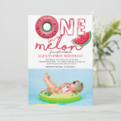 One in a Melon Verjaardagsfoto Kaart (Staand voorkant)