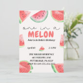 One in a Melon Watermelon Verjaardagsuitnodiging Kaart (Staand voorkant)