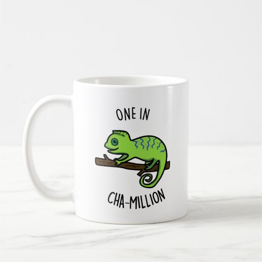 One in Cha-Million Funny Chameleon Pun Koffiemok (Links)