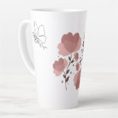 One line art vlinder met esthetische roze bloem latte mok (Linkerhoek)