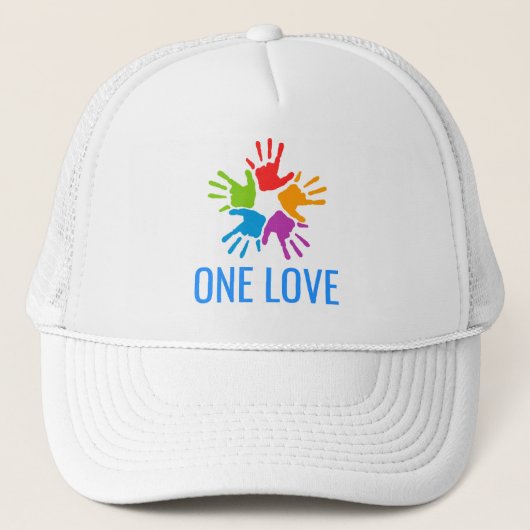 One Love Rainbow Hands Trucker Hat Trucker Pet (Voorkant)