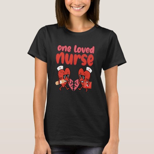 One Loved Nurse Heart Nursing Scrub Top Valentines (Voorkant)