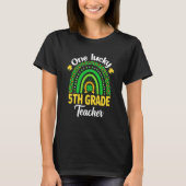 One Lucky 5th Grade Teacher Shamrock St Patrick's  T-shirt (Voorkant)