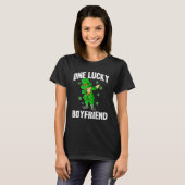 One Lucky Boyfriend St Patricks Day Dabbing Leprec T-shirt (Voorkant volledig)