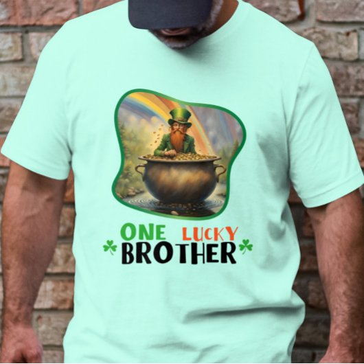 One Lucky Brother - Groene kleding affaire T-shirt