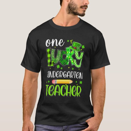 One Lucky Kindergarten Teacher Pencil St Patrick T-shirt (Voorkant)