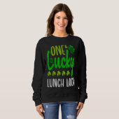 One Lucky Lunch Lady St Patricks Day Irish Shamroc Trui (Voorkant volledig)