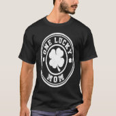 One Lucky Mom St Patricks Day T-shirt (Voorkant)