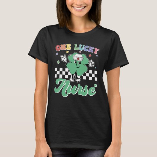 One Lucky Nurse ICU RN Retro Groovy Patrick's Day T-shirt (Voorkant)