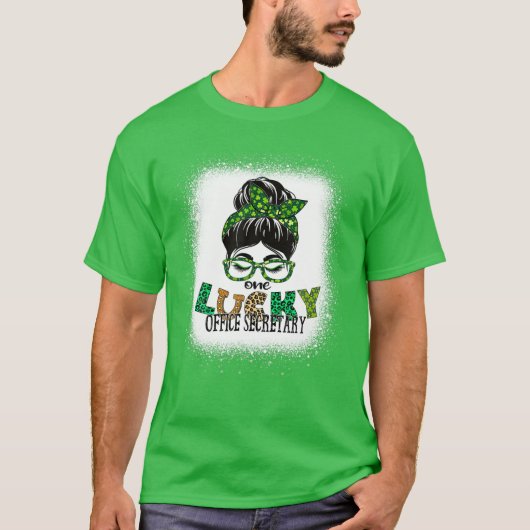 One Lucky Office Secretary Bleached St Patricks Da T-shirt (Voorkant)