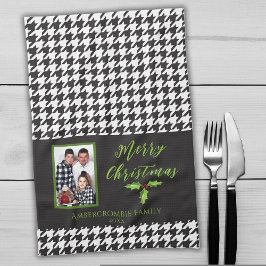 One Photo Holiday Black and White Houndstooth Theedoek