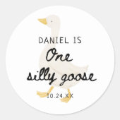 One Silly Goose 1st Birthday Party Favor Ronde Sticker (Voorkant)