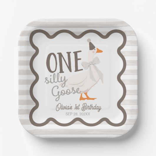 One Silly Goose Beige Bow 1st Birthday Papieren Bordje (Voorkant)