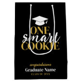 One Smart Cookie - Modern Zwart Goud Afstuderen Medium Cadeauzakje (Achterkant)