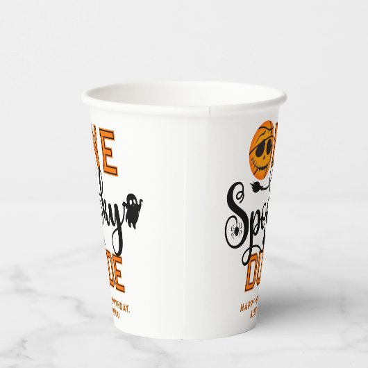 One Spooky Dude Basketball Boys Read Kids Verjaard Papieren Bekers (Rechts)