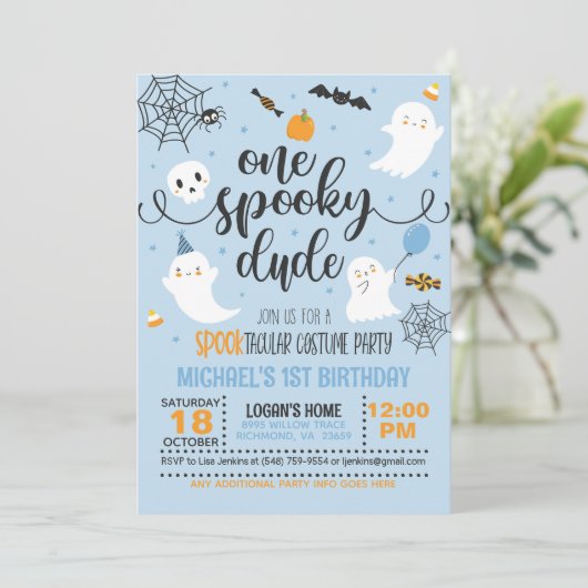 One Spooky Dude Costume Verjaardag Uitnodiging (Staand voorkant)