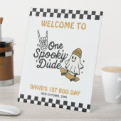 One Spooky Dude Halloween Verjaardag Reclamebord Met Voetstuk (Insitu)