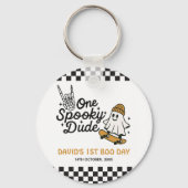 One Spooky Dude Halloween Verjaardag Sleutelhanger (Voorkant)