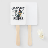 One Spooky Nurse Cat - Staartgekleurd voor Hallowe Handwaaier (Voorkant en achterkant)