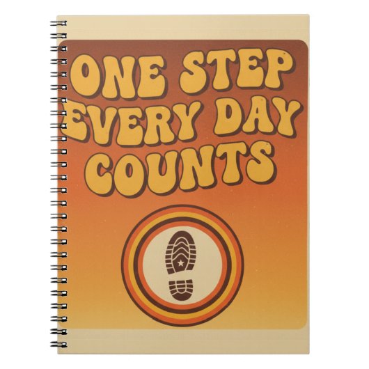 One Step Every Day – Retro Motivational Notebook Notitieboek (Voorkant)