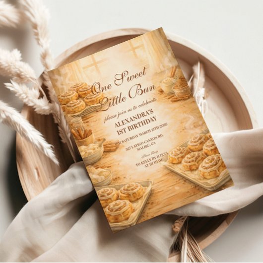 One Sweet Little Bun First Birthday Kaart