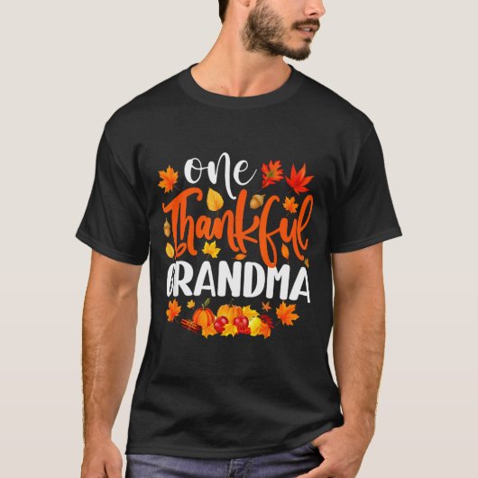 One Thankful Grandma Funny Fall Autumn Thanksgivin T-shirt (Voorkant)