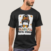 One Thankful Postal Worker Messy Bun Fall Thanksgi T-shirt (Voorkant)