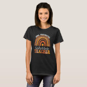 One Thankful Substitute Teacher Groovy Thanksgivin T-shirt (Voorkant volledig)