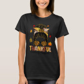 One Thankful Teaching Assistant Messy Bun Thanksgi T-shirt (Voorkant)