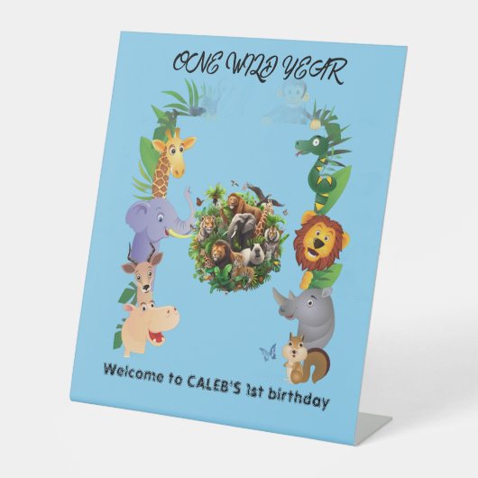 One Wild Year Boy's 1st Birthday Welkom Teken Reclamebord Met Voetstuk (Voorkant)