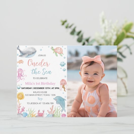 Oneder The Zee Pastel Verjaardagsfotouitnodiging Kaart (Staand voorkant)