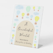 Onederful World Hete Luchtballon 1e Verjaardag Reclamebord Met Voetstuk (Voorkant)
