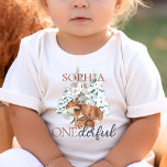 ONEderlful 1st First Birthday Schattige Fox Outfit Kinder Shirts<br><div class="desc">Genderneutraal modern winterse eerste verjaardagsontwerp "ONEderful" en waterverf winterse natuur met sparren en schattige mama en baby fox.</div>