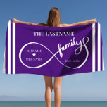 Oneindigheid Gepersonaliseerde Familienaam en Oost Strandlaken<br><div class="desc">Met deze elegante aangepaste naam strandlaken,  kunt u uw familie oneindig vieren! Dit is het perfecte cadeau voor een heer en mevrouw op hun trouwdag,  of voor een man en vrouw op hun verjaardag. Het infinity family design is een mooie manier om je liefde voor elkaar te shows.</div>