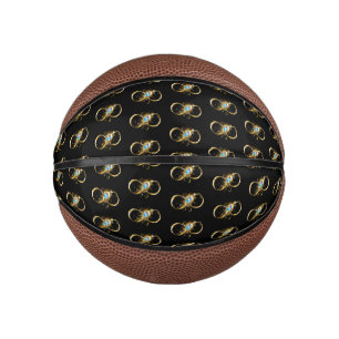 Oneindigheid met gouden pauwenveer basketbal