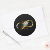 Oneindigheid met gouden pauwenveer ronde sticker (Envelop)