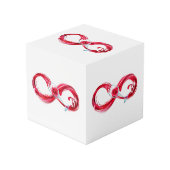 Oneindigheid met rode wijn kubus (Voorkant hoekig)