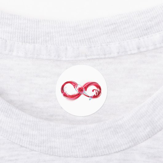 Oneindigheid met rode wijn labels (Aangebracht)