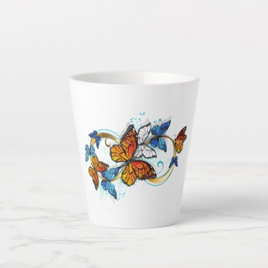 Oneindigheid van Monarch Vlinders Latte Mok (Voorkant)