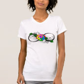 Oneindigheidssymbool met regenboogroos t-shirt (Voorkant)