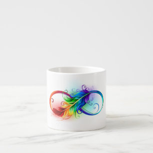 Oneindigheidssymbool met regenboogveer espresso kop
