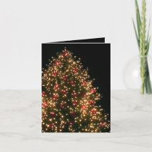 Ongebruikelijke kerstboom op zwarte feestkaart