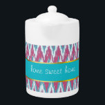 ongedefinieerd theepot<br><div class="desc">We vieren de nieuwe kleurtrends van 2013 in dit leuke krabbel chevron zigzagpatroon - met kleuren uit het nieuwe KLEURENPALET 2013 - Kleuren uit culinaire inspiraties, die pittige kleuren combineren met frissere tinten. Het effect is geruststellend, maar bevat nog steeds poppen van onverwacht kleur om het palet te doen ontwaken....</div>